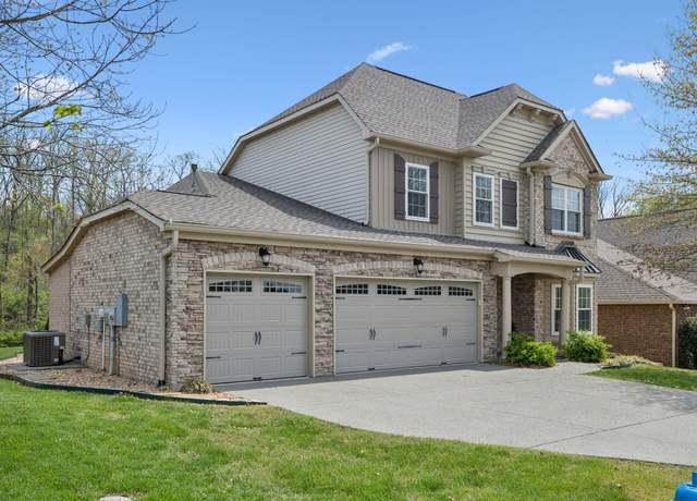 Property at 226 Meandering Dr, Lebanon, TN 37090, 3 beds, 2.5 baths
