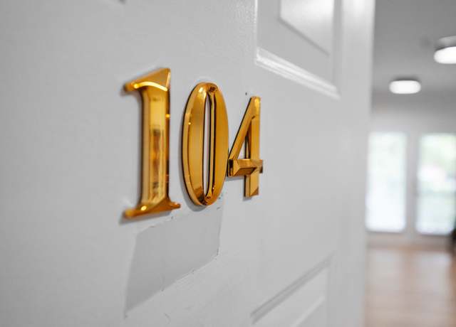 Property at 116 31st Ave N #104, Nashville, TN 37203, 2 beds, 1.5 baths