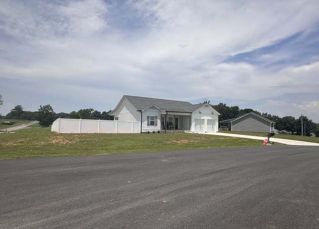 Property at 19 Emilys Way, Cadiz, KY 42211, 3 beds, 2 baths