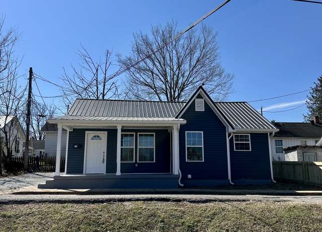 Property at 113 W Taylor St, Lawrenceburg, TN 38464, 2 beds, 1 bath