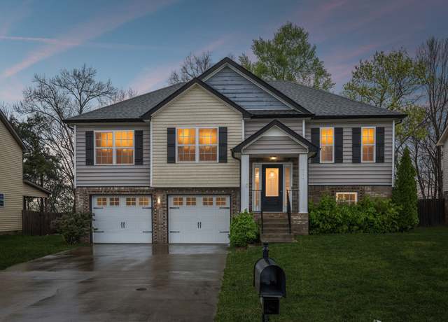 Property at 777 Banister Dr, Clarksville, TN 37042, 4 beds, 3 baths