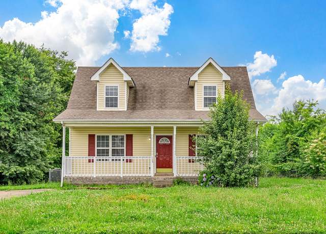 Property at 109 Karen Ct, Oak Grove, KY 42262, 3 beds, 2 baths
