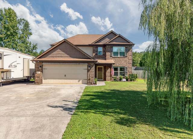 Property at 62 Sonoma Dr, Fayetteville, TN 37334, 3 beds, 2.5 baths