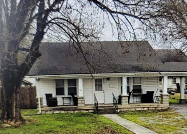 Property at 306 S Maple St, Lebanon, TN 37087, 2 beds, 1 bath