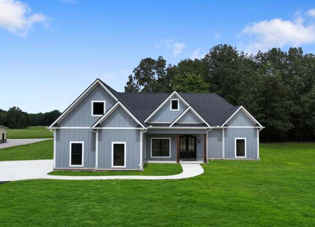 Property at 887 Ovoca Lake Rd, Tullahoma, TN 37388, 4 beds, 3 baths
