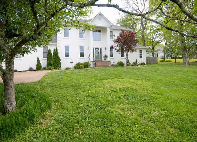 Property at 1130 Woodridge Pl, Mount Juliet, TN 37122, 4 beds, 4 baths