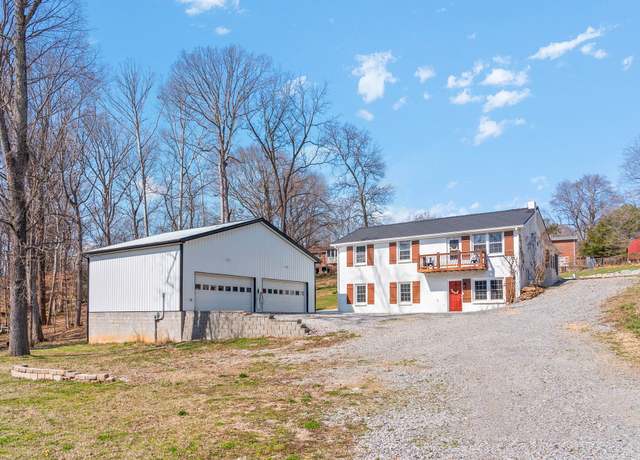 Property at 323 Dunbar Cave Rd, Clarksville, TN 37043, 3 beds, 2 baths