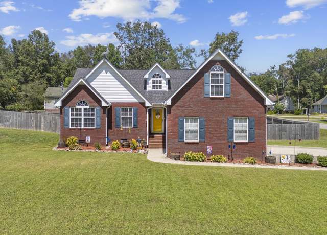Property at 1504 Rebecca Dr, Chapel Hill, TN 37034, 3 beds, 2 baths