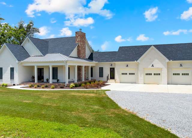 Property at 411 Bryan Rd, Hillsboro, TN 37342, 3 beds, 3 baths