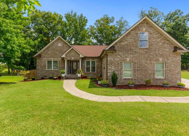 Property at 1040 Northridge Dr, Greenbrier, TN 37073, 3 beds, 2 baths