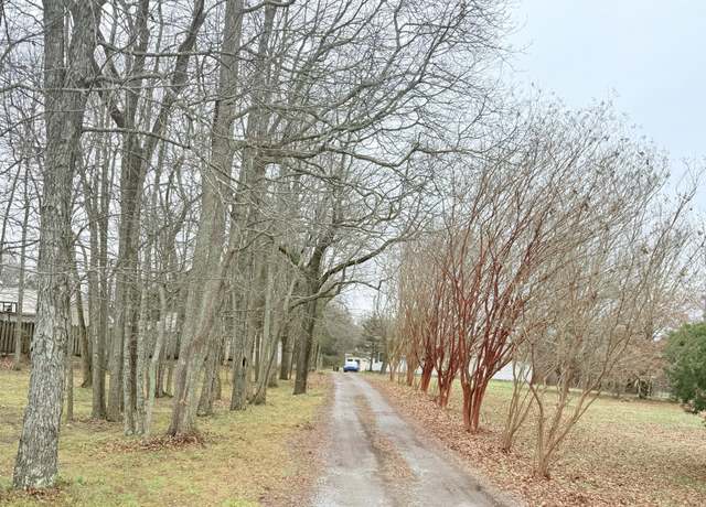 Property at 12252 Karo Rd, Bell Buckle, TN 37020, 3 beds, 2 baths