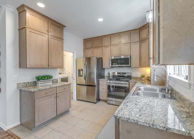 Property at 303 Calumet Trce, Murfreesboro, TN 37127, 3 beds, 2.5 baths
