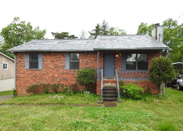 Property at 4117 Woodway Ln, Hermitage, TN 37076, 3 beds, 2 baths