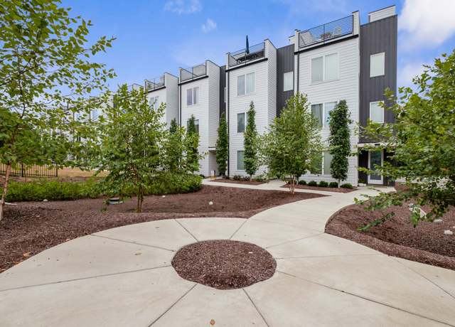 Property at 542 Cliff Cir, Nashville, TN 37218, 3 beds, 3.5 baths