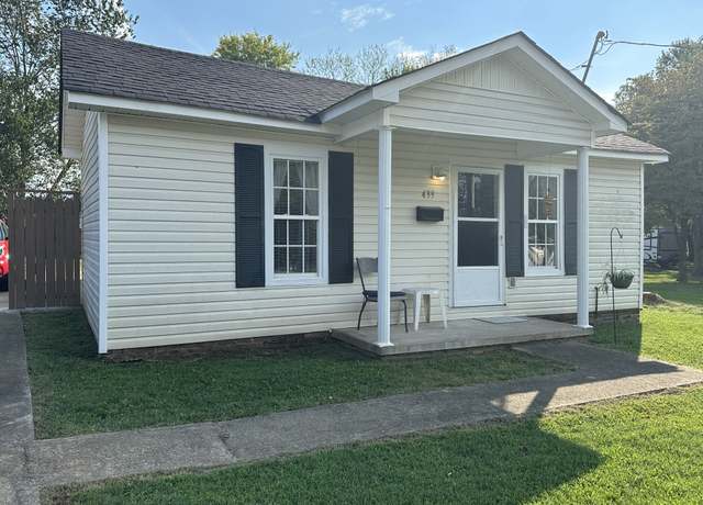 Property at 439 4th St, Lawrenceburg, TN 38464, 2 beds, 2 baths