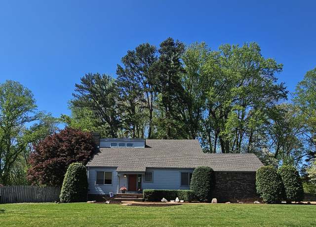 Property at 144 Wood Bluff Rd, Winchester, TN 37398, 4 beds, 3 baths