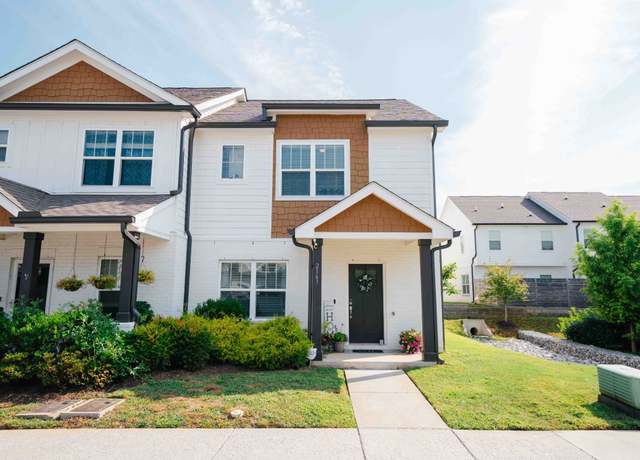 Property at 2163 Bayport Ave, Old Hickory, TN 37138, 3 beds, 2.5 baths