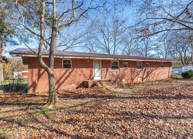 Property at 1750 Beth Page Rd, Estill Springs, TN 37330, 4 beds, 2 baths