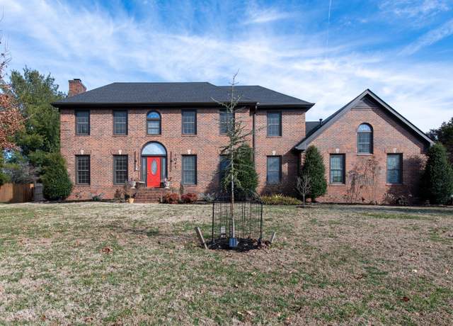 Property at 1041 Stirlingshire Dr, Hendersonville, TN 37075, 3 beds, 3.5 baths
