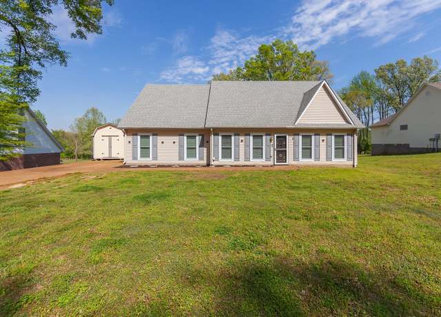Property at 966 Cooper Anderson Rd, Jackson, TN 38305, 4 beds, 2.5 baths