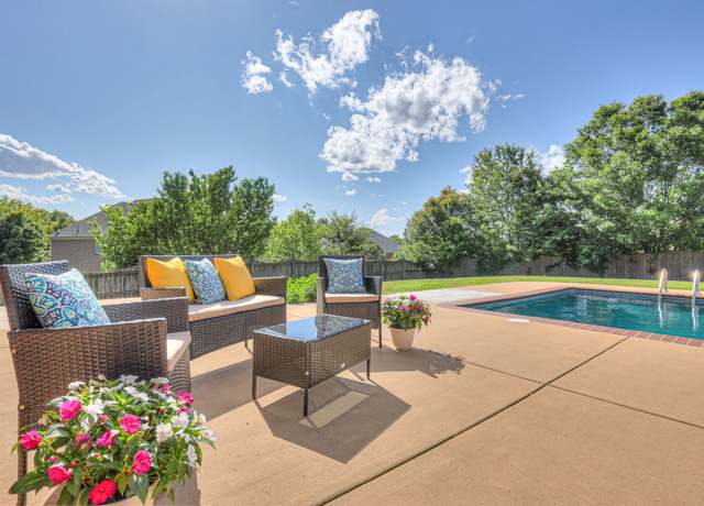 Property at 1602 Flanders Ct, Franklin, TN 37067, 4 beds, 3.5 baths