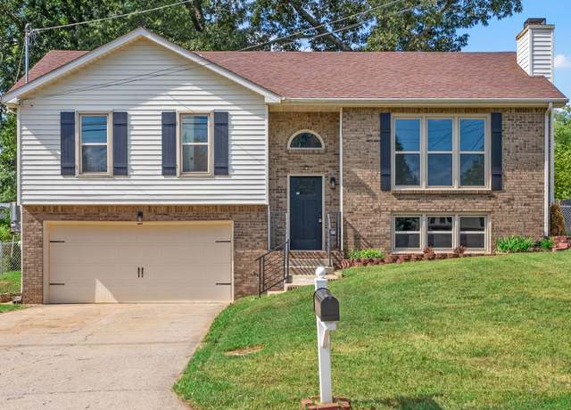 Property at 2161 Amadeus Dr, Clarksville, TN 37040, 3 beds, 2.5 baths