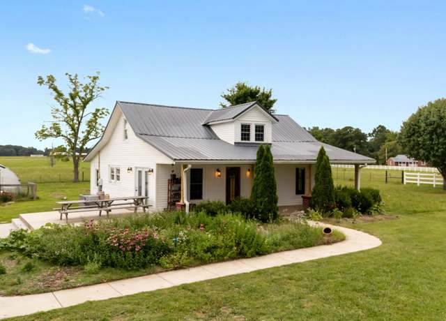 Property at 2653 Blanton Chapel Rd, Manchester, TN 37355, 3 beds, 2 baths