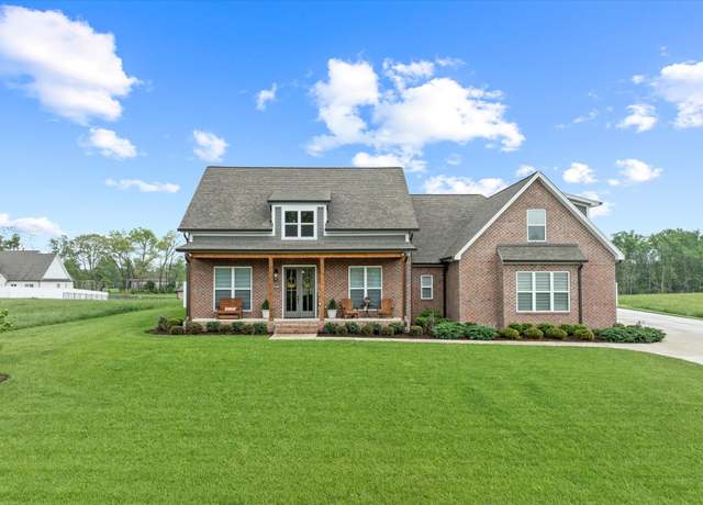 Property at 3165 Westowne Cir, Cookeville, TN 38501, 4 beds, 3 baths