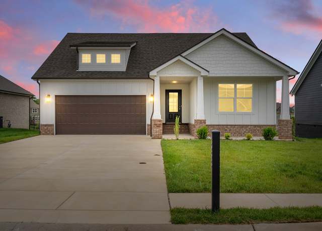 Property at 1565 Collins View Way, Clarksville, TN 37043, 3 beds, 2 baths