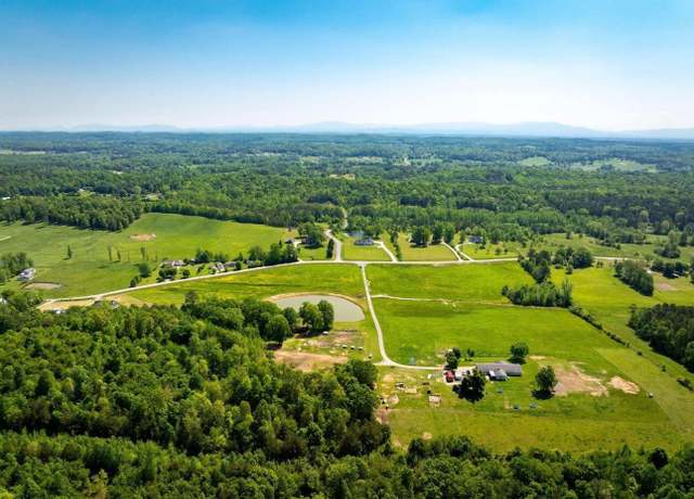 Property at 6591 Salem Valley Rd, Ringgold, GA 30736, 4 beds, 3 baths