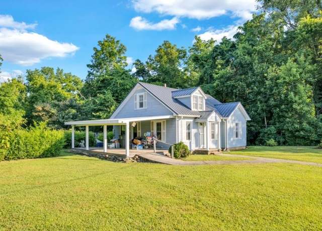 Property at 39 Mayberry St, Sparta, TN 38583, 2 beds, 1 bath