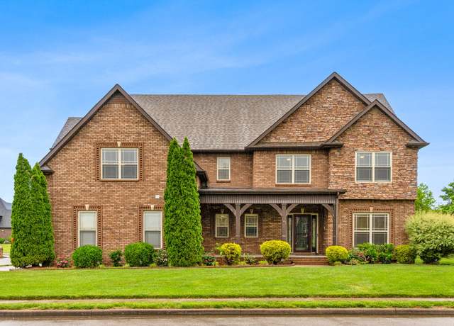 Property at 1957 Boyer Blvd, Clarksville, TN 37043, 4 beds, 2.5 baths