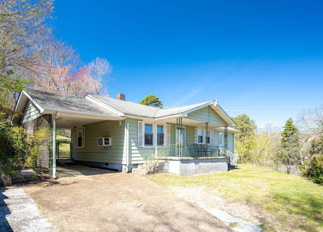 Property at 40 Hullander Ter, Ringgold, GA 30736, 3 beds, 2 baths
