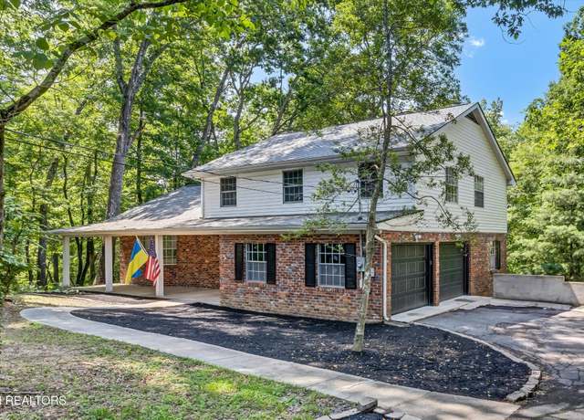 Property at 31 Windhaven Ln, Oak Ridge, TN 37830, 6 beds, 2.5 baths
