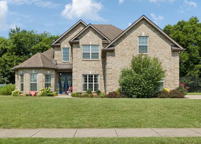 Property at 2714 United Dr, Murfreesboro, TN 37128, 4 beds, 3 baths