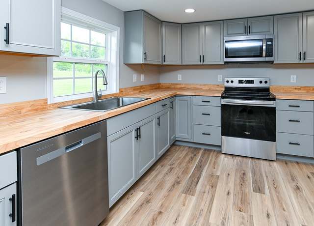 Property at 3472 John Allen Rd, Cornersville, TN 37047, 4 beds, 2 baths