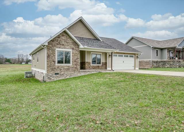 Property at 5711 Presley Ln, Cookeville, TN 38506, 3 beds, 2 baths