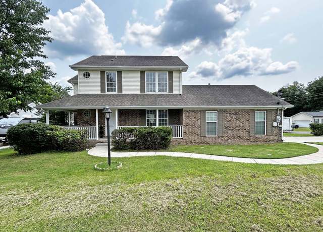 Property at 305 Wildwood Dr, Smyrna, TN 37167, 3 beds, 2.5 baths