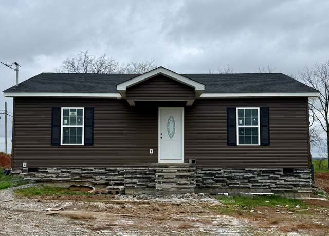 Property at 31 Hesselly Rd, Decherd, TN 37324, 3 beds, 2 baths