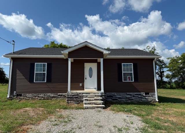 Property at 31 Hesselly Rd, Decherd, TN 37324, 3 beds, 2 baths