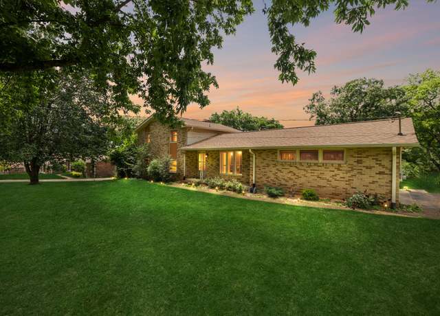 Property at 230 Riverwood Dr, Hendersonville, TN 37075, 4 beds, 2 baths