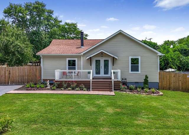 Property at 1001 Carriage Way Ct, Hermitage, TN 37076, 3 beds, 2.5 baths