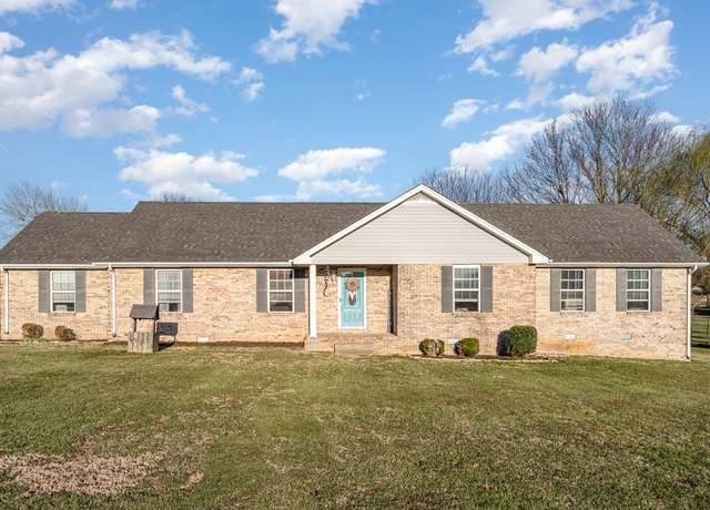 Property at 5060 Leath Ln, Westmoreland, TN 37186, 3 beds, 2 baths