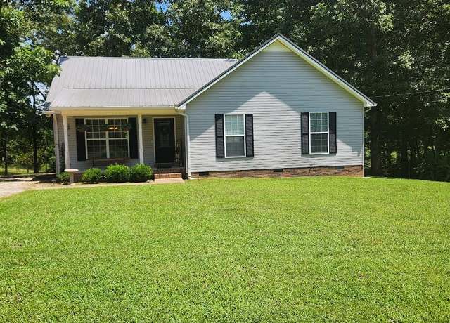 Property at 36 White Oak Dr, Leoma, TN 38468, 3 beds, 2 baths