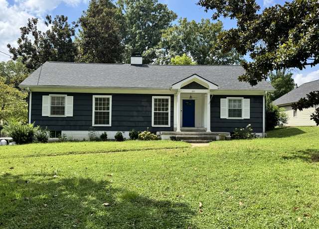 Property at 527 E Madison St, Pulaski, TN 38478, 3 beds, 3.5 baths