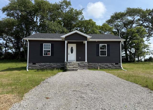 Property at 131 Hesselly Rd, Decherd, TN 37324, 3 beds, 2 baths