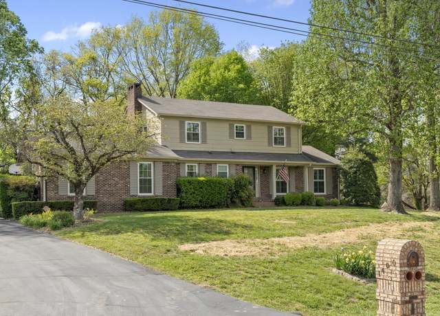 Property at 1400 Timberwood Dr, Columbia, TN 38401, 4 beds, 2.5 baths
