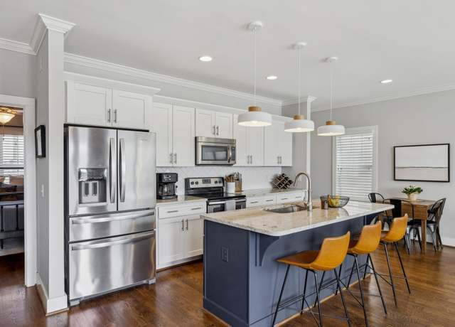 Property at 4902 Tennessee Ave, Nashville, TN 37209, 3 beds, 3.5 baths