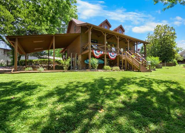 Property at 211 Hood St, Dover, TN 37058, 4 beds, 3 baths