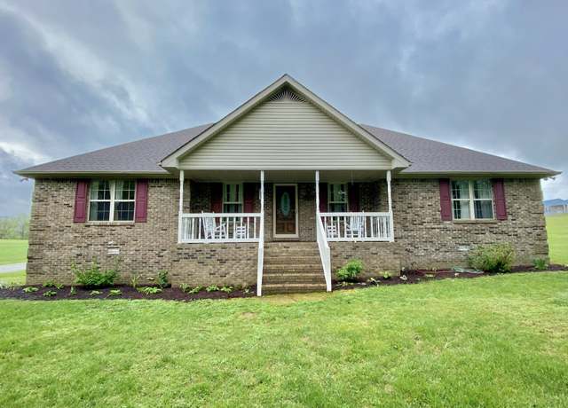 Property at 172 Landrum Ln, Lafayette, TN 37083, 3 beds, 2 baths